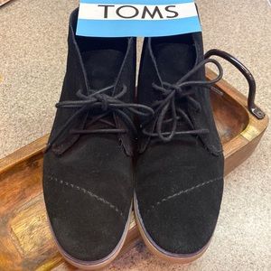 Women’s Suede Boots